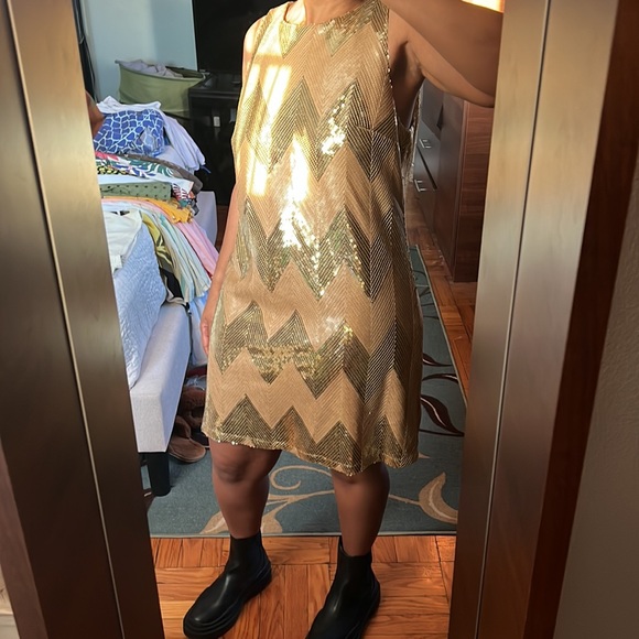 BB Dakota Gold Sequin Mod Style Dress - Picture 5 of 11